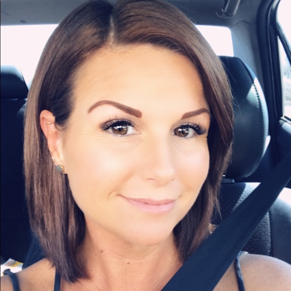 Meet your Posher, Jennifer